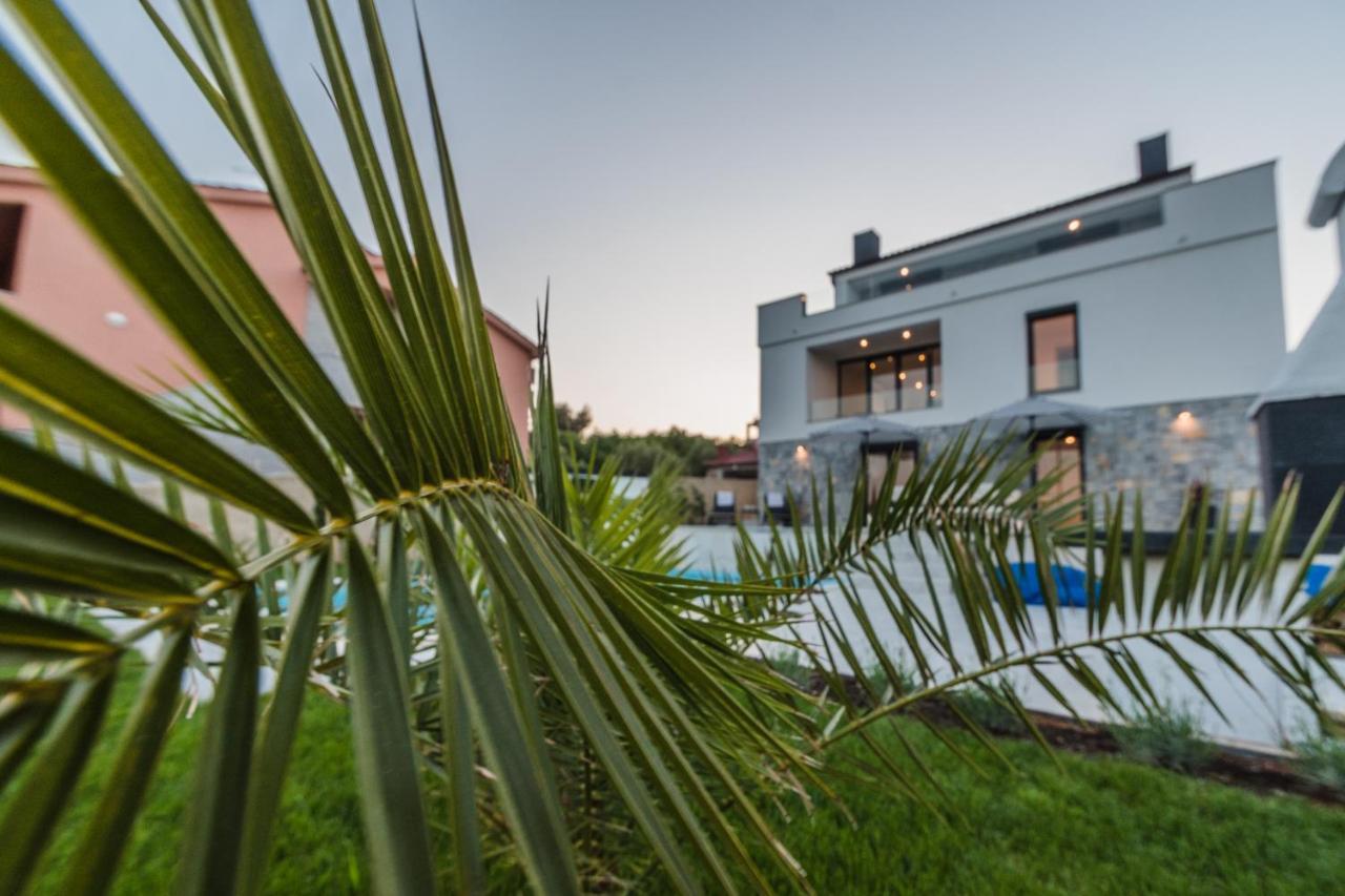 Sun & Sea Villa Корнич Екстер'єр фото