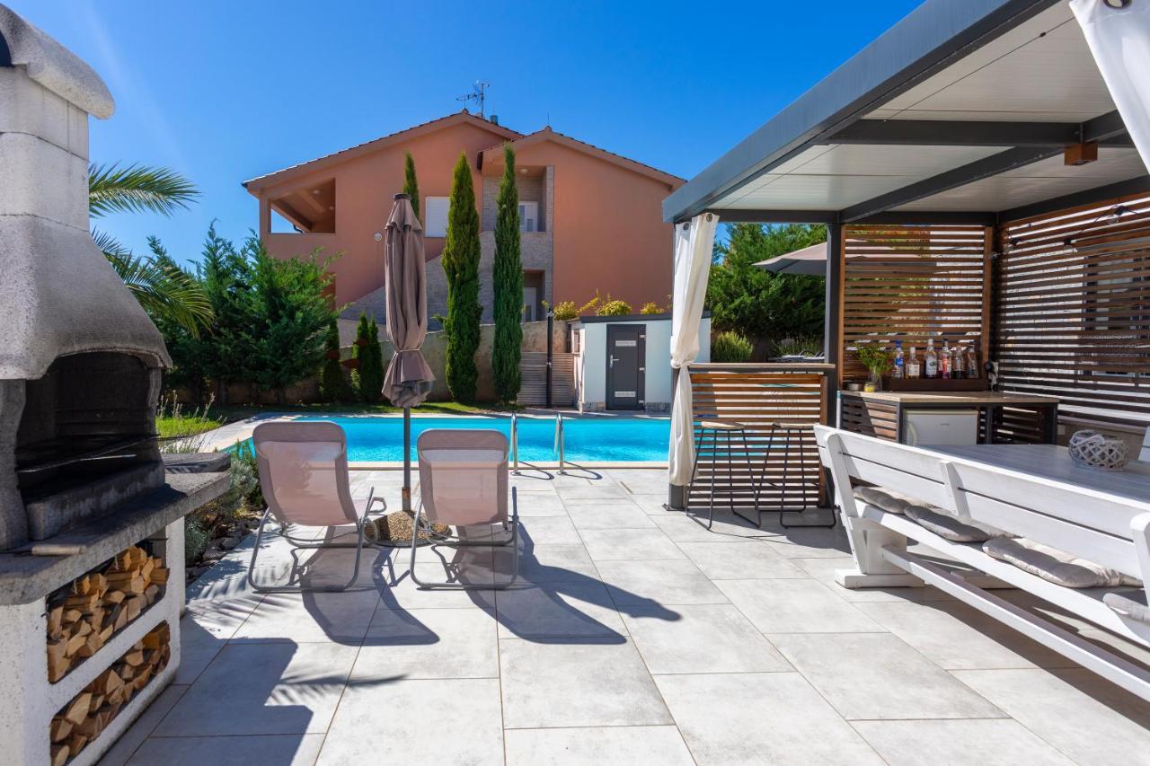 Sun & Sea Villa Корнич Екстер'єр фото