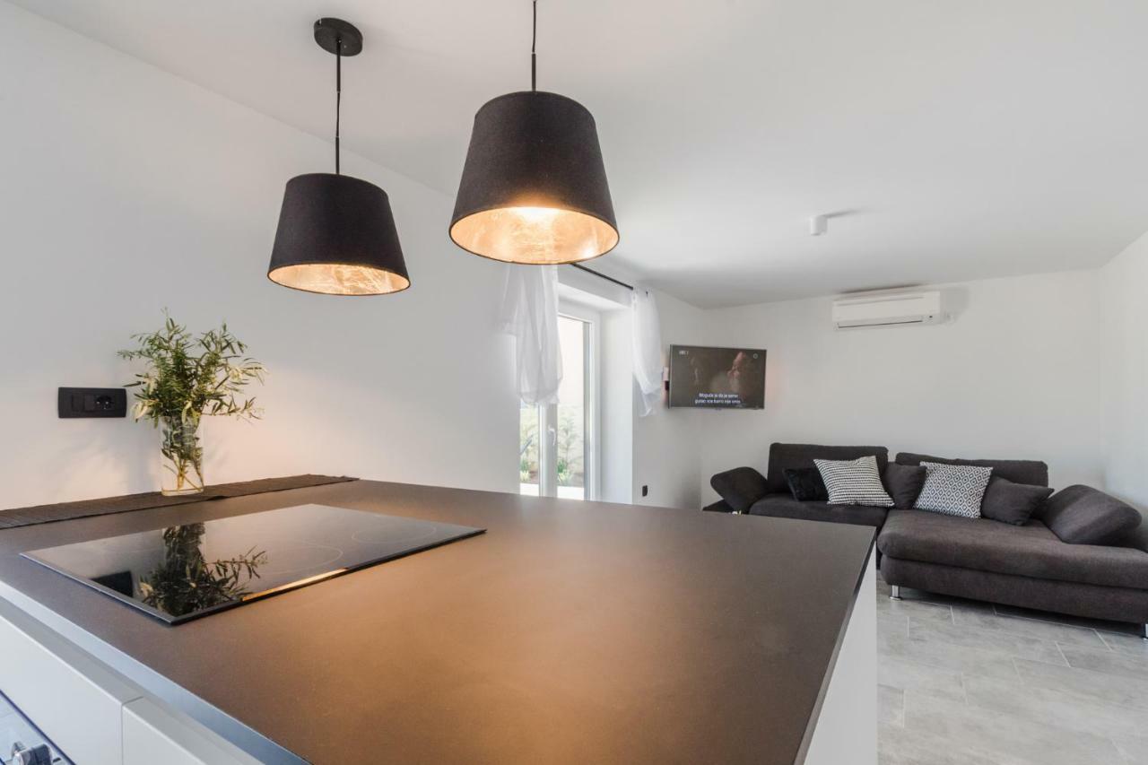 Sun & Sea Villa Корнич Екстер'єр фото